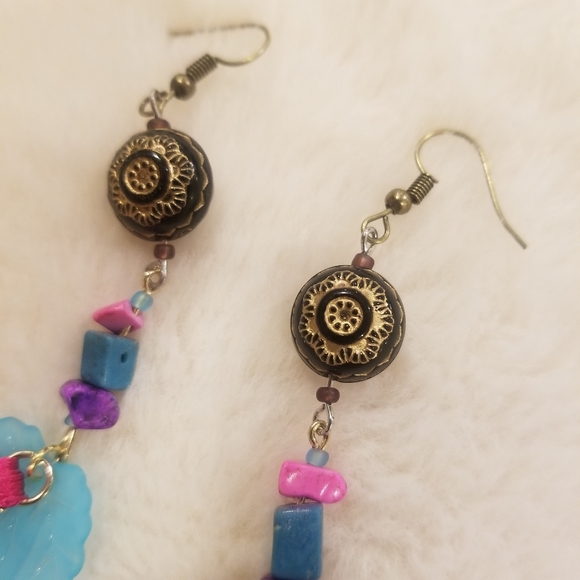 TEESAN MAKE A STATEMENT Japanese Style Dangling Earrings - Picture 3 of 4